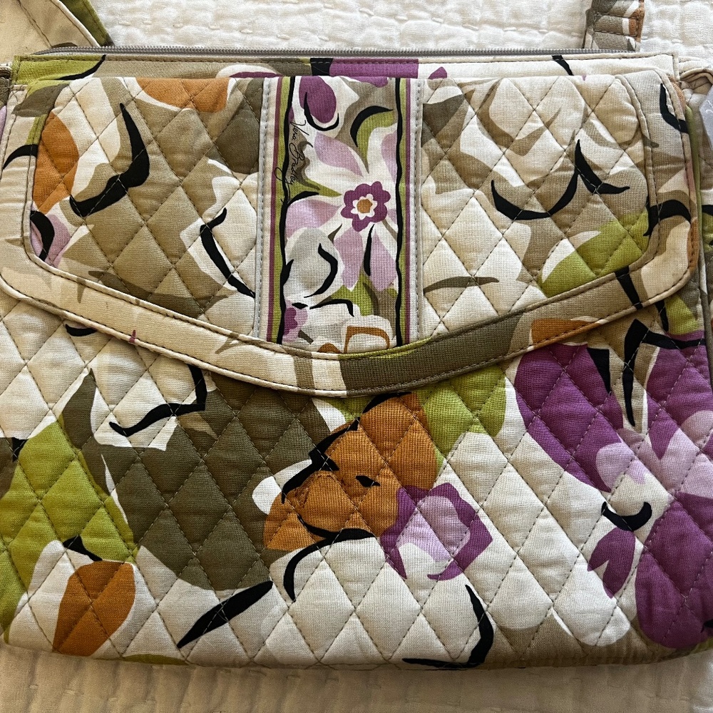 VERA BRADLEY